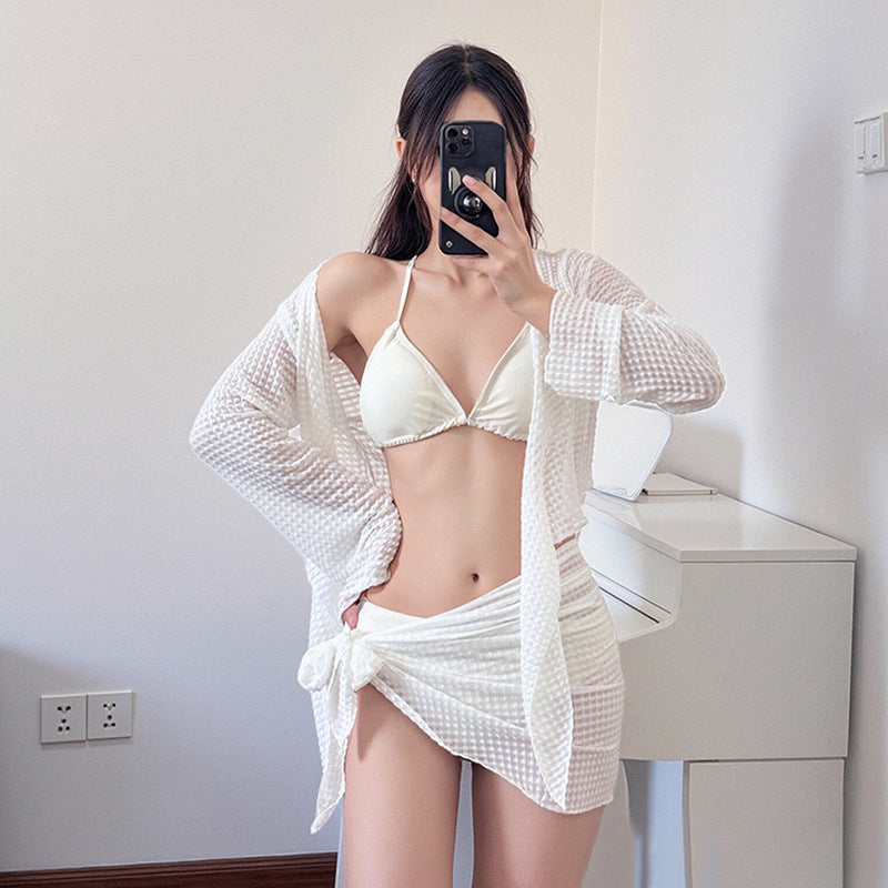 Early Spring New Arrival: Western-Style 3-Piece Swimsuit Set | Halter-Neck, Backless, Stretchy & Quick-Drying | Printed Kimono-Style Sun Protection Cover-Up | The Ultimate Seaside Vacation Photo Prop