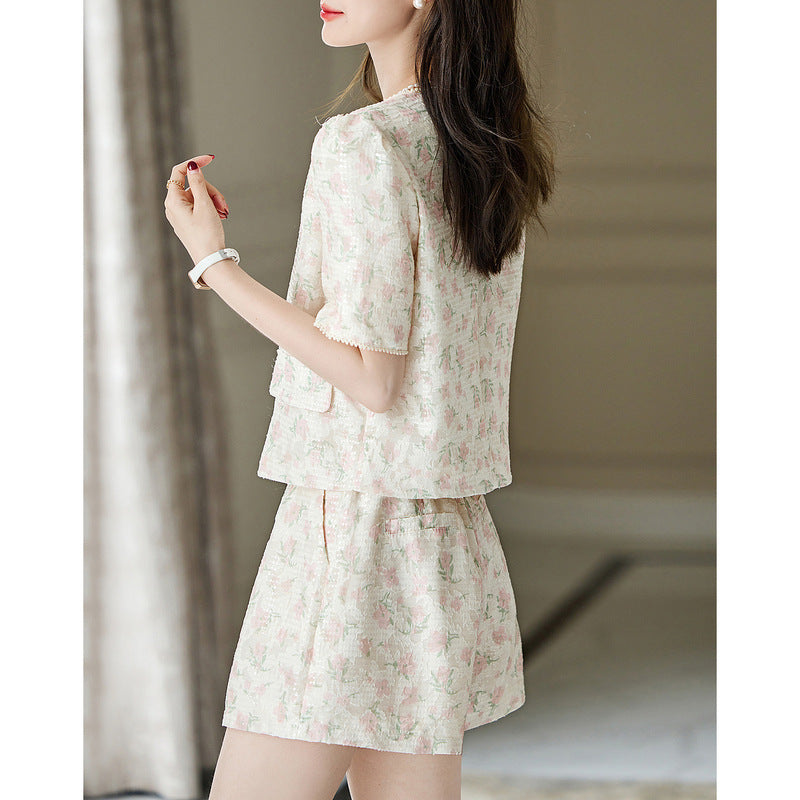 "Milk-Style" Summer Outfit: Chic & Casual Two-Piece Set for Women — Featuring an "Oil Painting" Print Skirt and Shorts