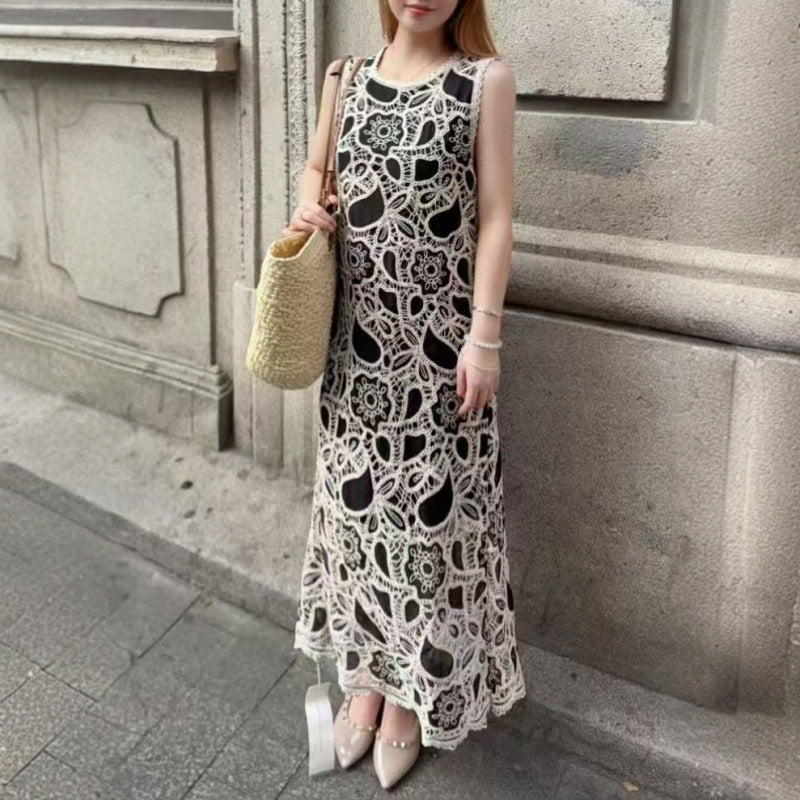 New Arrival: Chic & Minimalist Women's Dress — Slimming, Sleeveless, Mid-Length Design with Cutout Embroidery — Perfect for Commuting or Vacation Wear