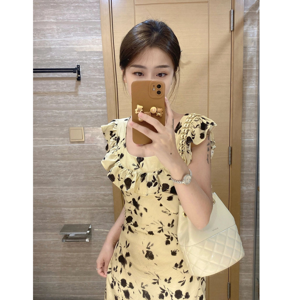 Women's Vintage-Chic Square-Neck Dress — Summer French-Style Tea Dress with Flutter Sleeves, Waist-Cinching Design, and Ditsy Floral Print