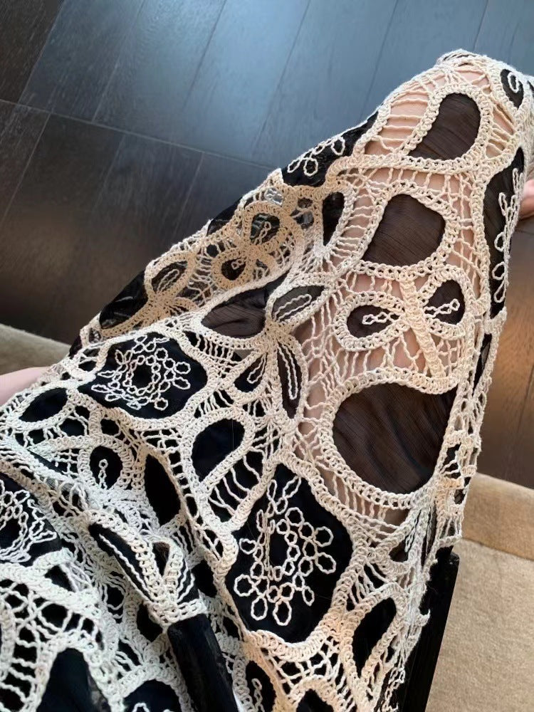 New Arrival: Chic & Minimalist Women's Dress — Slimming, Sleeveless, Mid-Length Design with Cutout Embroidery — Perfect for Commuting or Vacation Wear